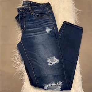 American Eagle distressed stretch skinny jegging